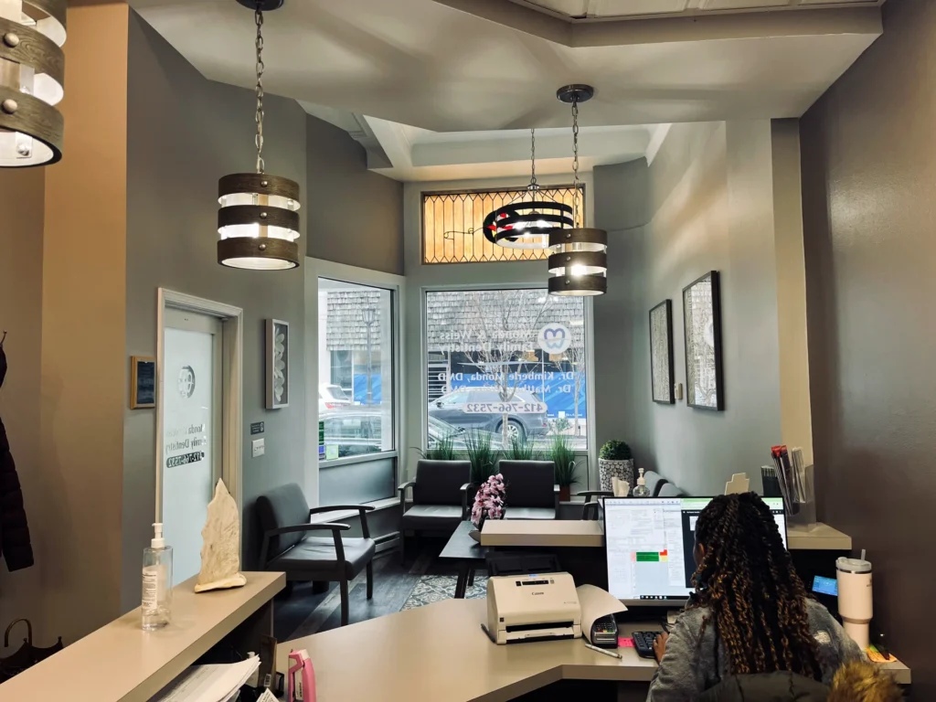 Front Desk Area at Monda & Weiss Family Dentistry